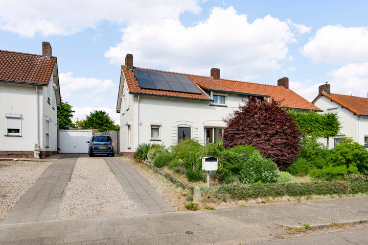 Vijverbroekstraat 25 in Neeritter foto