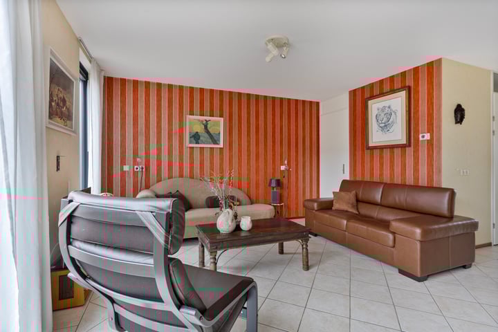 Vijverhof 51 in Hendrik-Ido-Ambacht foto