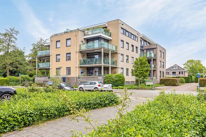 Vijverlaan 105 in Dordrecht foto