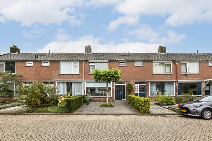 Vijverlaan 168 in Dordrecht foto