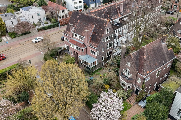 Vijverlaan 4 in Rotterdam foto