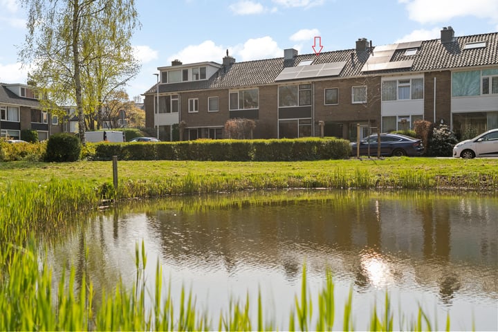 Vijverlaan 6 in Waddinxveen foto