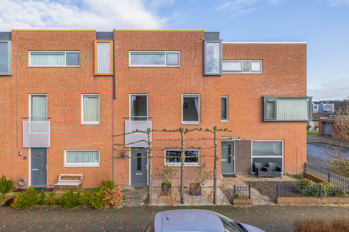 Villa Fonteinkruid 41 in Waalwijk foto