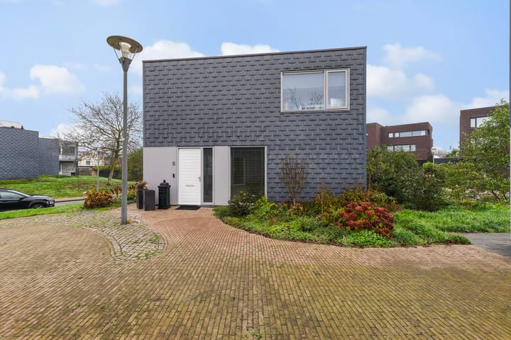 Villa Waterviolier 8 in Waalwijk