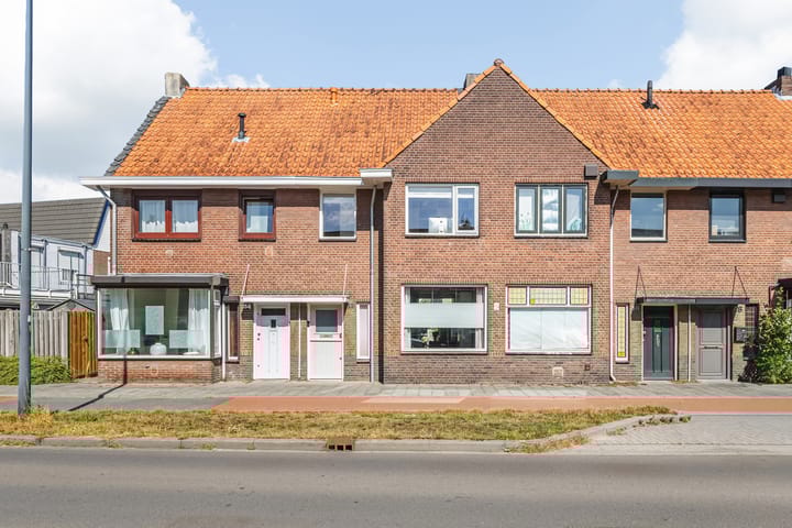 Vincent van Goghstraat 52 in Breda foto