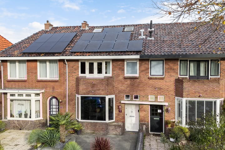 Foto van woning Vincent van Goghstraat 52, Leeuwarden