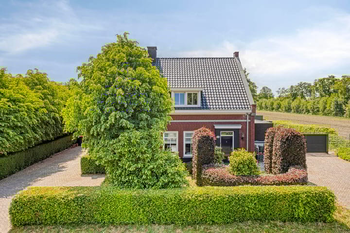 Vinkelsestraat 145 in Vinkel foto