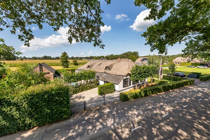 Vinkelsestraat 48 in Heesch foto