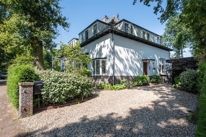 Vinkenbaan 6 in Santpoort-Zuid foto