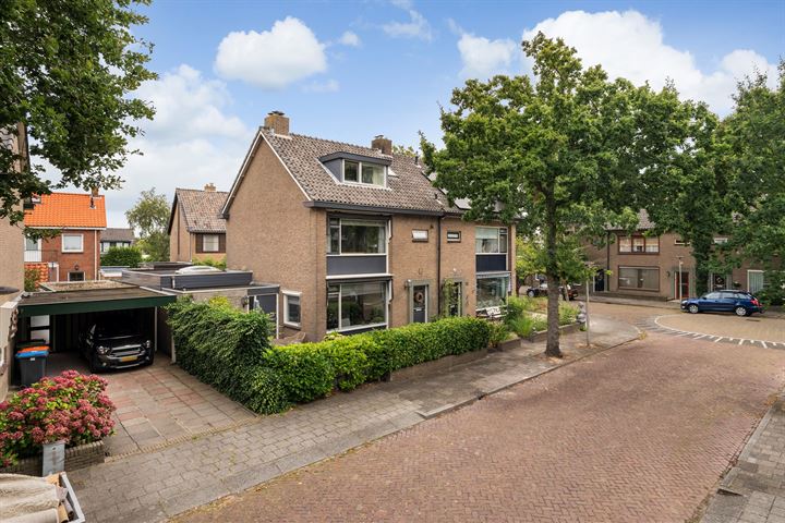 Vinkenlaan 29 in Lisse foto