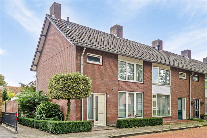Vinkenplein 1 in Beek en Donk foto