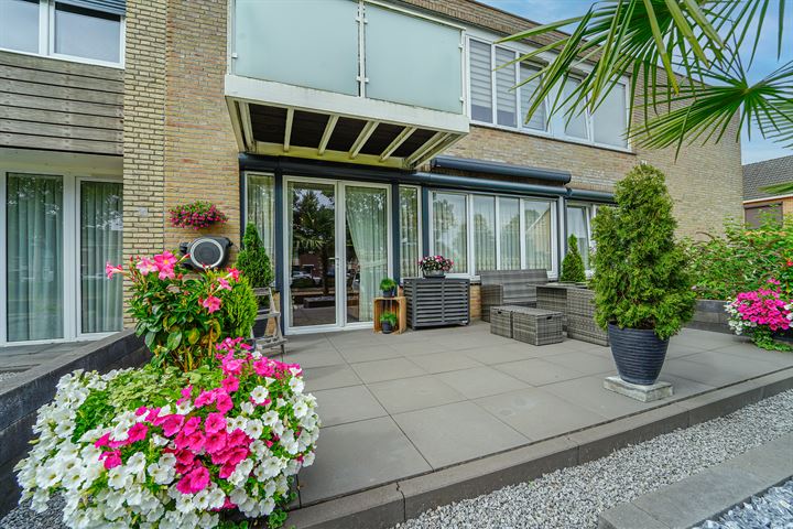 Vinkenstraat 12B in St. Willebrord foto
