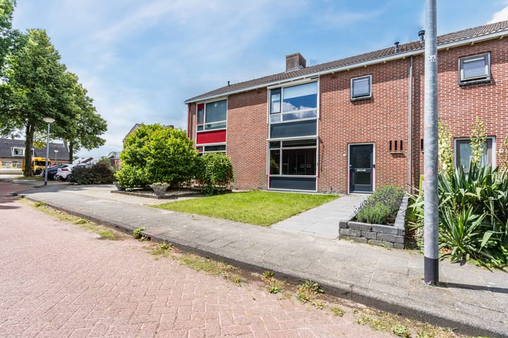 Violenstraat 3 in Beilen