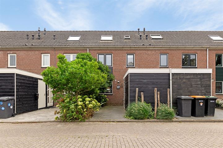 Vishouwer 13 in Warmenhuizen foto