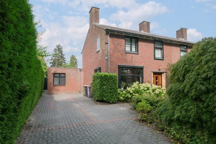 Vissedijk 1b in Almelo foto