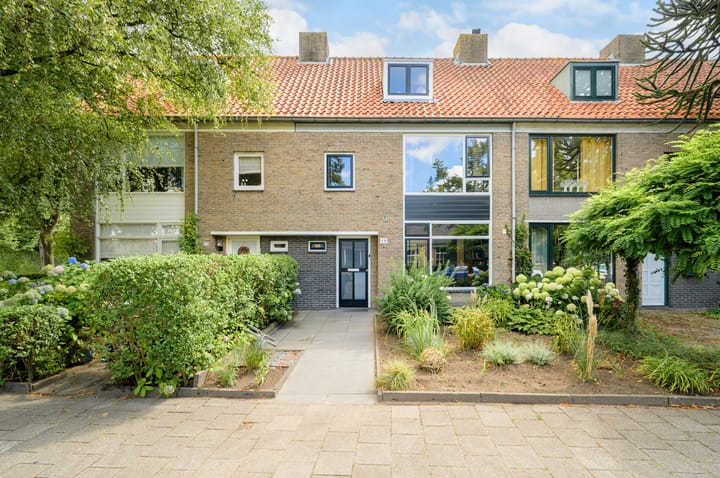 Viveslaan 10 in Breda foto