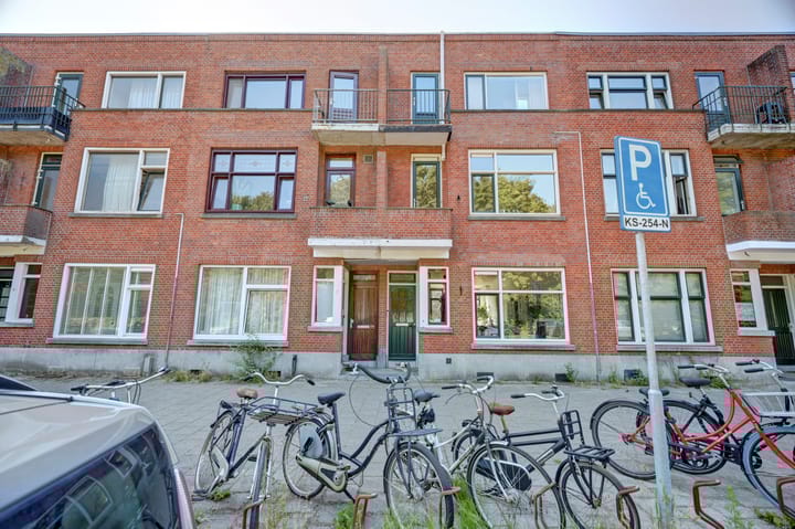 Vlaardingerdijk 17B in Schiedam foto