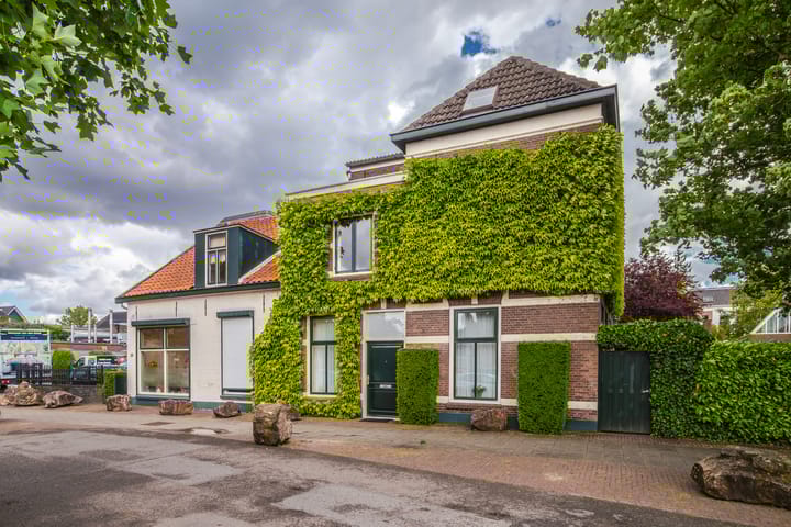 Vlashofstraat 10 in Velp foto