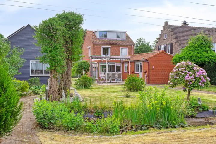 Vlasstraat 13 in Heikant foto