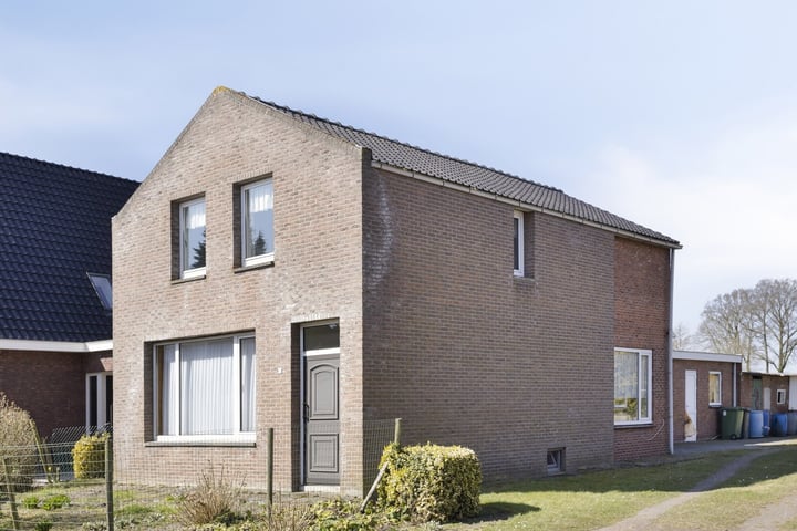 Vlasstraat 16 in Heikant