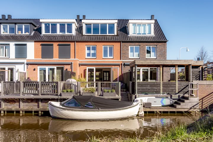 Vliegend Hert 30 in Oegstgeest