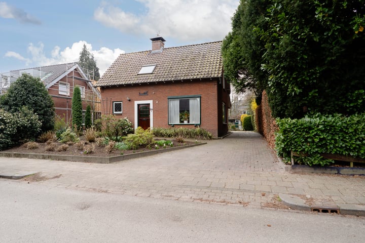 Vliegersvelderlaan 34 in Barneveld foto