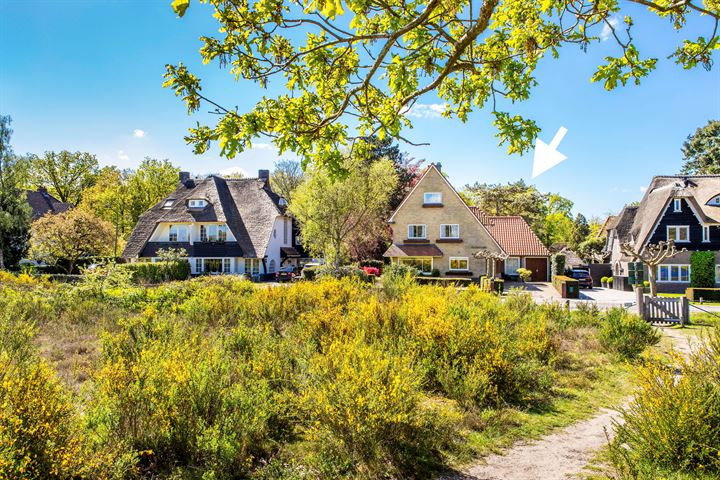 Vliegheiweg 21 in Huizen foto