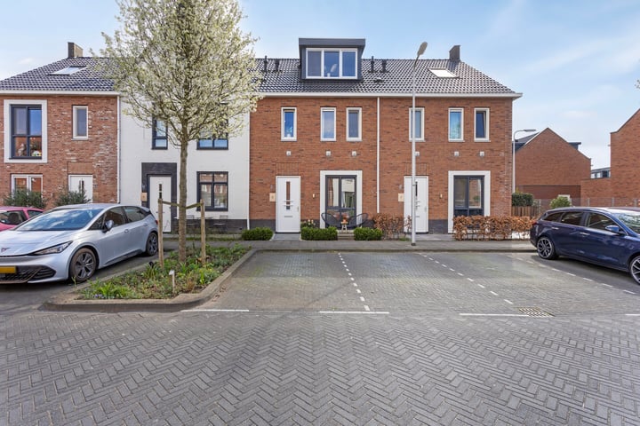 Vlielandstraat 5 in Gouda foto