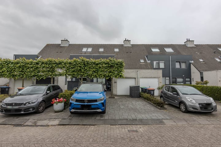 Vlier 33 in Poortugaal foto