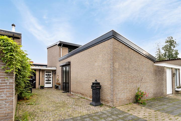 Vlierlaan 96 in Oosterhout foto