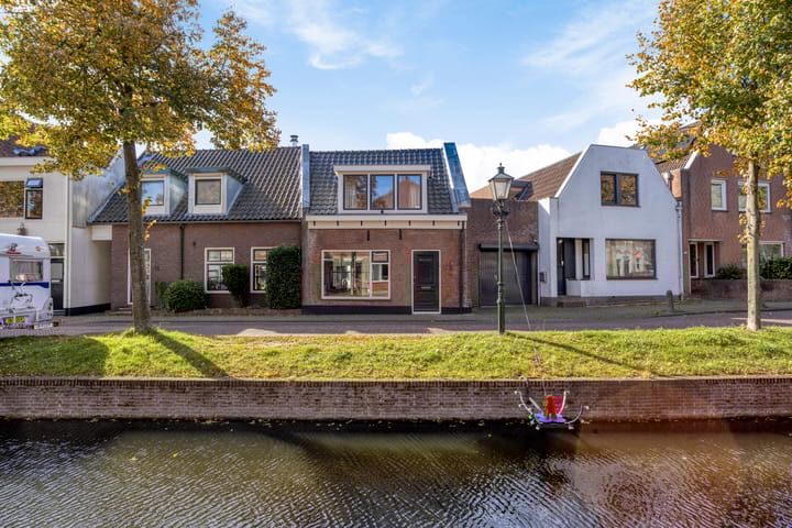 Vliet Zuidzijde 34 in Rijnsburg
