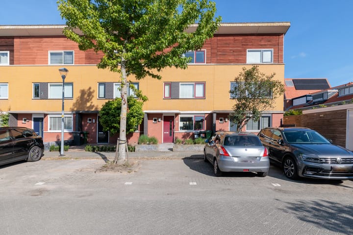 Vlietestein 3 in Nieuw-Vennep