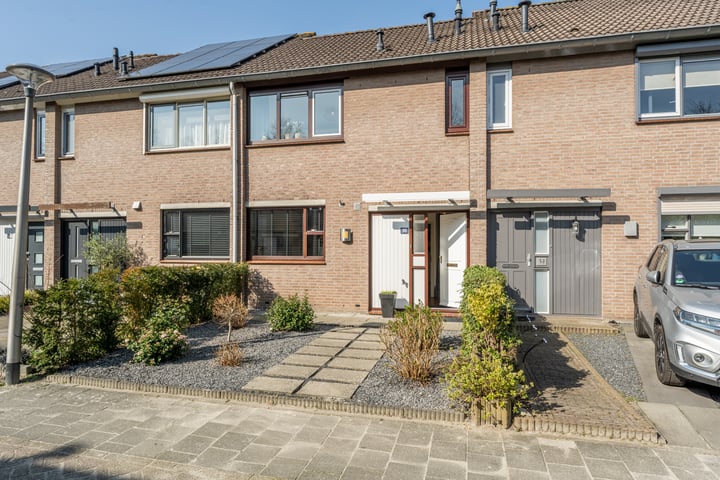 Vlietstraat 36 in 's-Gravendeel foto