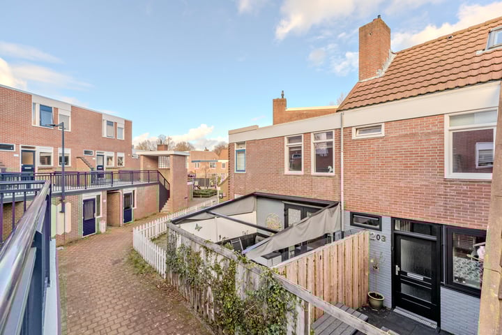 Vlietwaard 203 in Alkmaar foto
