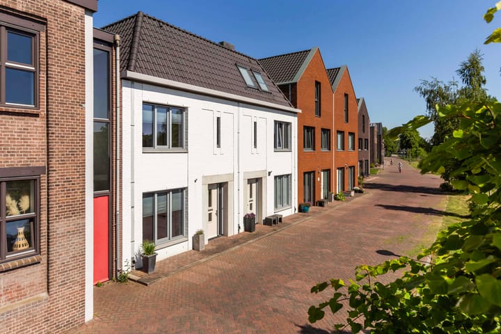 Vlijtsekade 171 in Apeldoorn foto