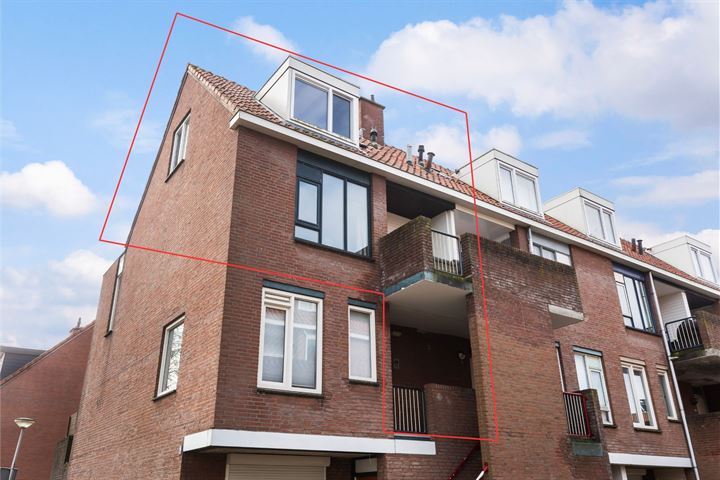 Vlinderveen 205 in Spijkenisse foto
