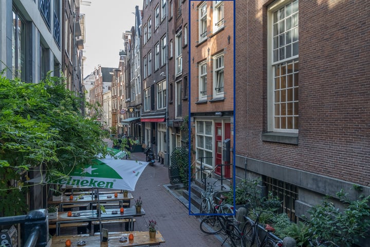 Voetboogstraat 2E in Amsterdam foto