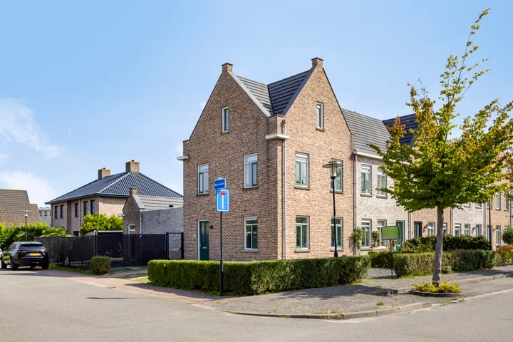Vogellaan 20 in Terneuzen foto