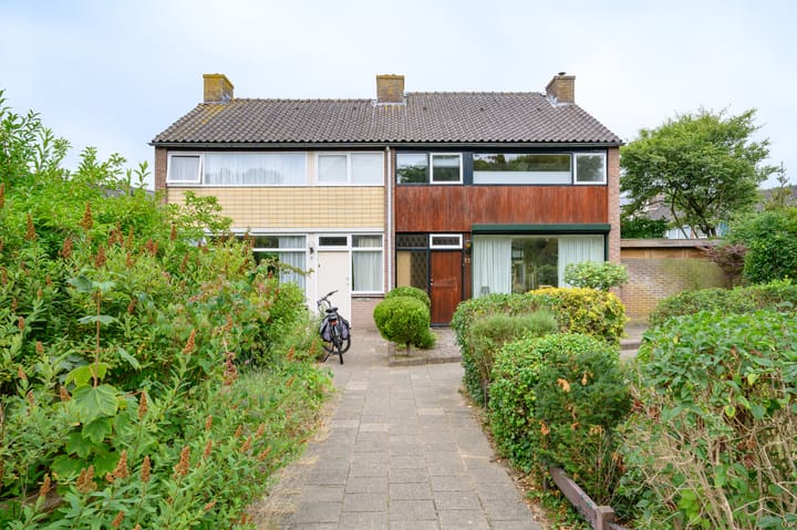 Vogelplantsoen 77 in Dieren