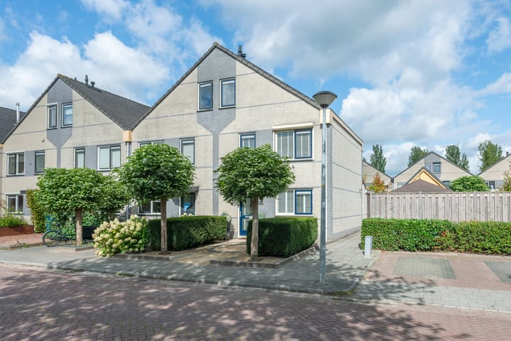 Vogelwikke 29A in Barneveld foto