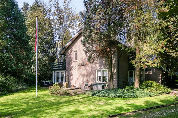 Vogezenlaan 8 in Son en Breugel