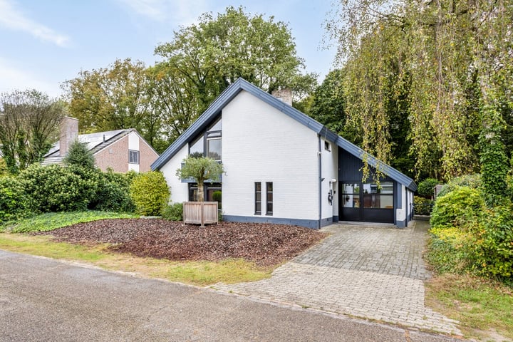 Vogezenlaan 9 in Venray foto
