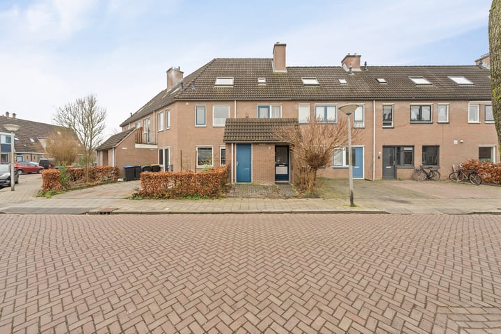 Volendamstraat 10 in Emmeloord foto