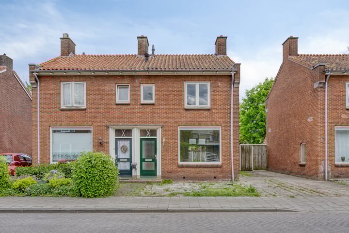 von Bönninghausenstraat 10 in Borne foto