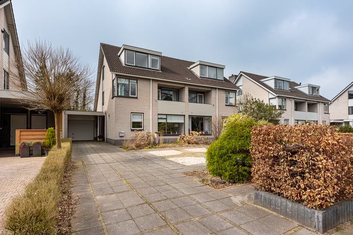 Vondellaan 16 in Baarn