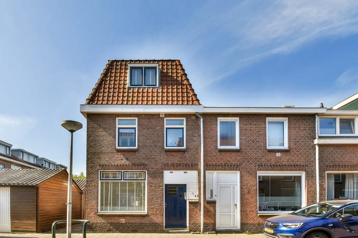 Vondelstraat 1 in Gouda foto