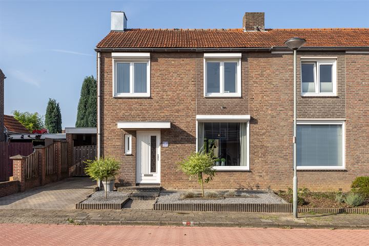 Vondelstraat 22 in Beek foto