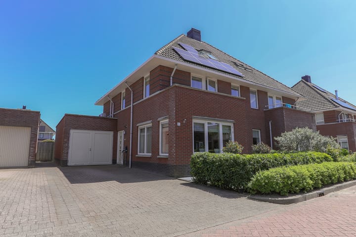 Voor de Boeg 8 in Enkhuizen