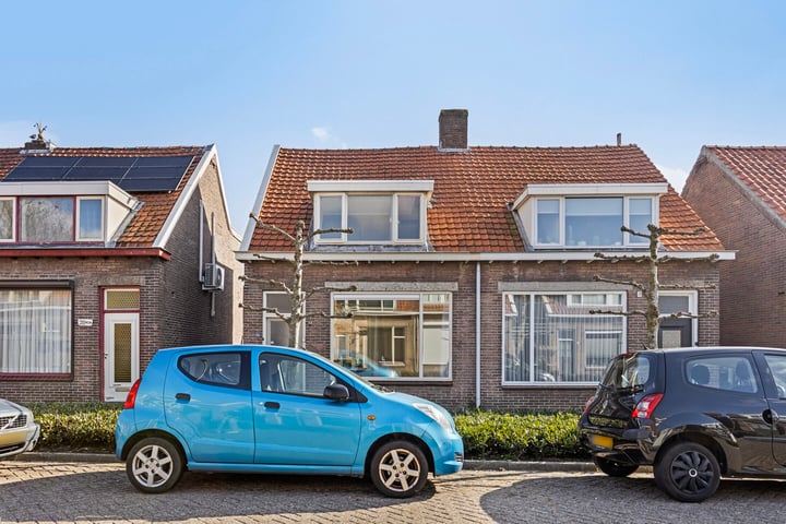 Vooreinde 26 in Waalwijk foto