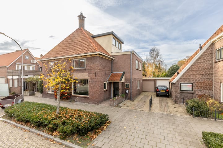 Vooreinde 5 in Waalwijk
